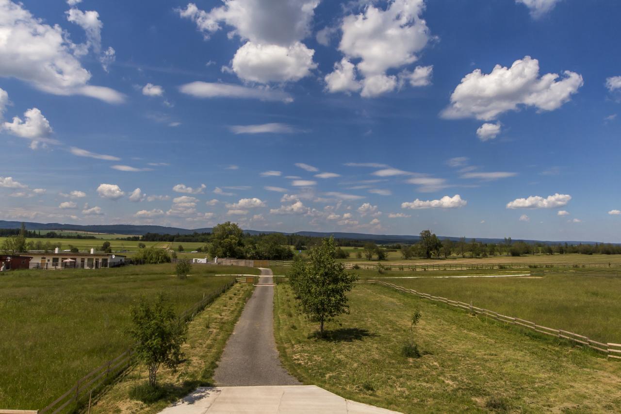 Penzion Folbr Dlouhá Lhota Buitenkant foto